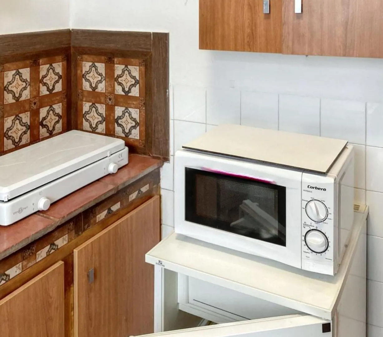 Studio At El Medano 100 M Away From The Beach With Enclosed Garden And Wifi Apartment